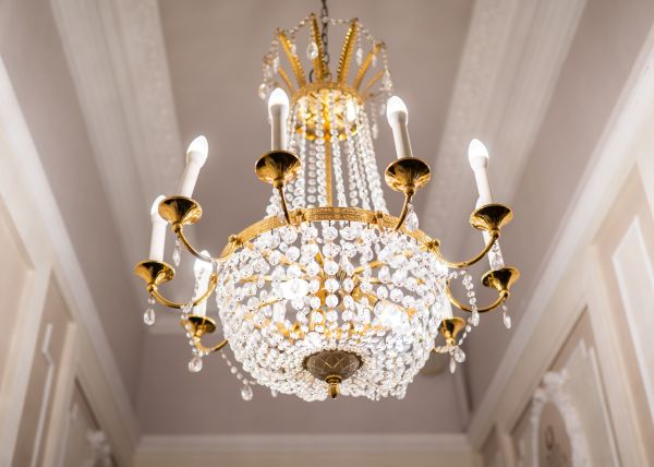 Cost of Chandelier Light Replacement in Albany