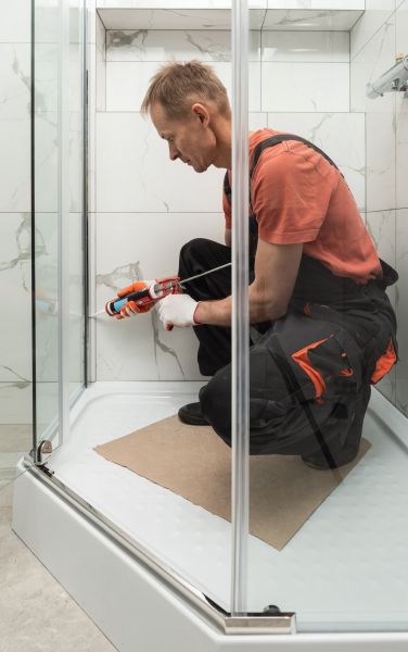Cost of Shower Caulking Replacement in Albany